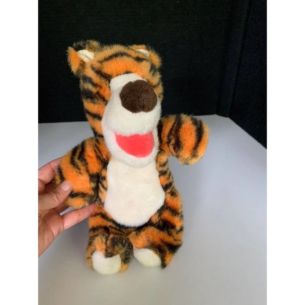 Plush tigger gund sears doll
